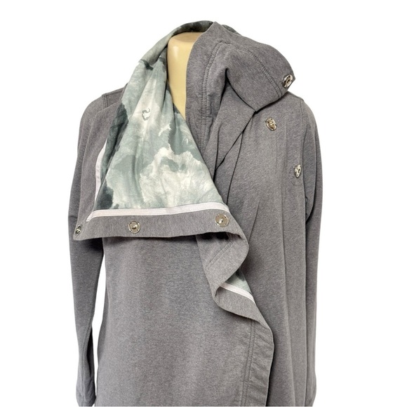Lululemon Gray‎ Savasana Layered Convertible Wrap Cardigan French Terry Jacket 6 - Picture 4 of 12